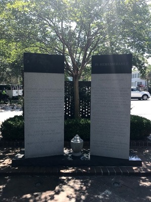 Memorial to Brown Fellowship Society Cemetery