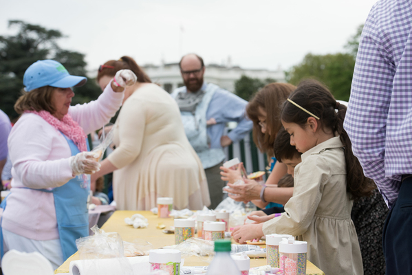 Cake Mate® Cookie Decorating