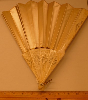 11. White Ecru Fan