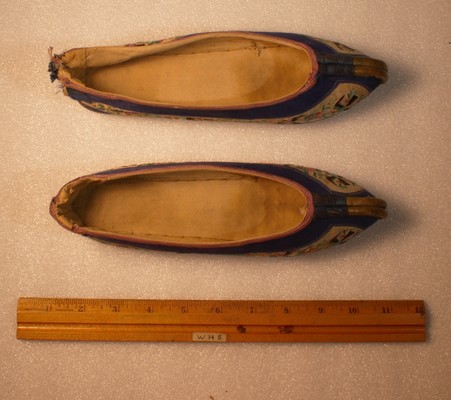 18. Chinese Shoes