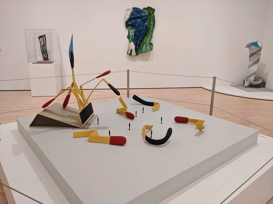 Claes Oldenburg and Coosje van Bruggen 575