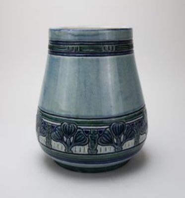 Vase with Fig Design