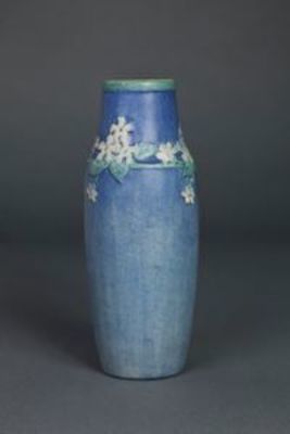 Vase with Confederate Jasmine Design