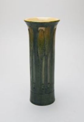 Vase with Day Lily Bud Design