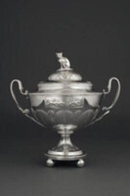 Trophy (2)