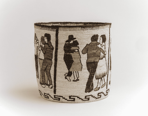 ARRIVING FOREVER | Annie Antone