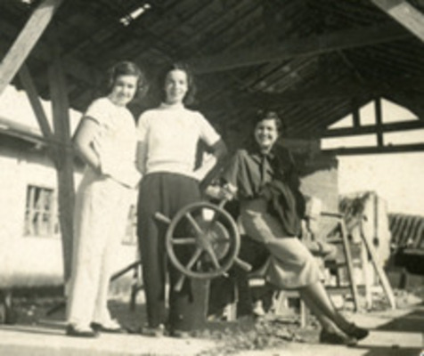 Elia Rosa Fernández de Mendía (dates unknown | fechas desconocidas)