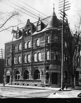 West End branch, Bank of Montreal