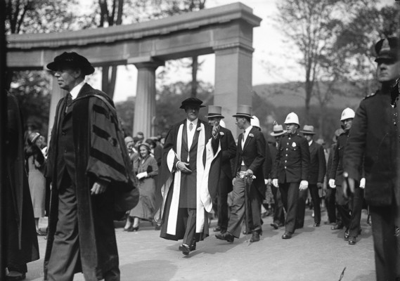 Graduates at Roddick Gates