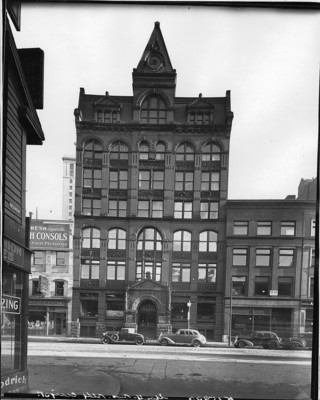 Gault Brothers Building, Craig Street